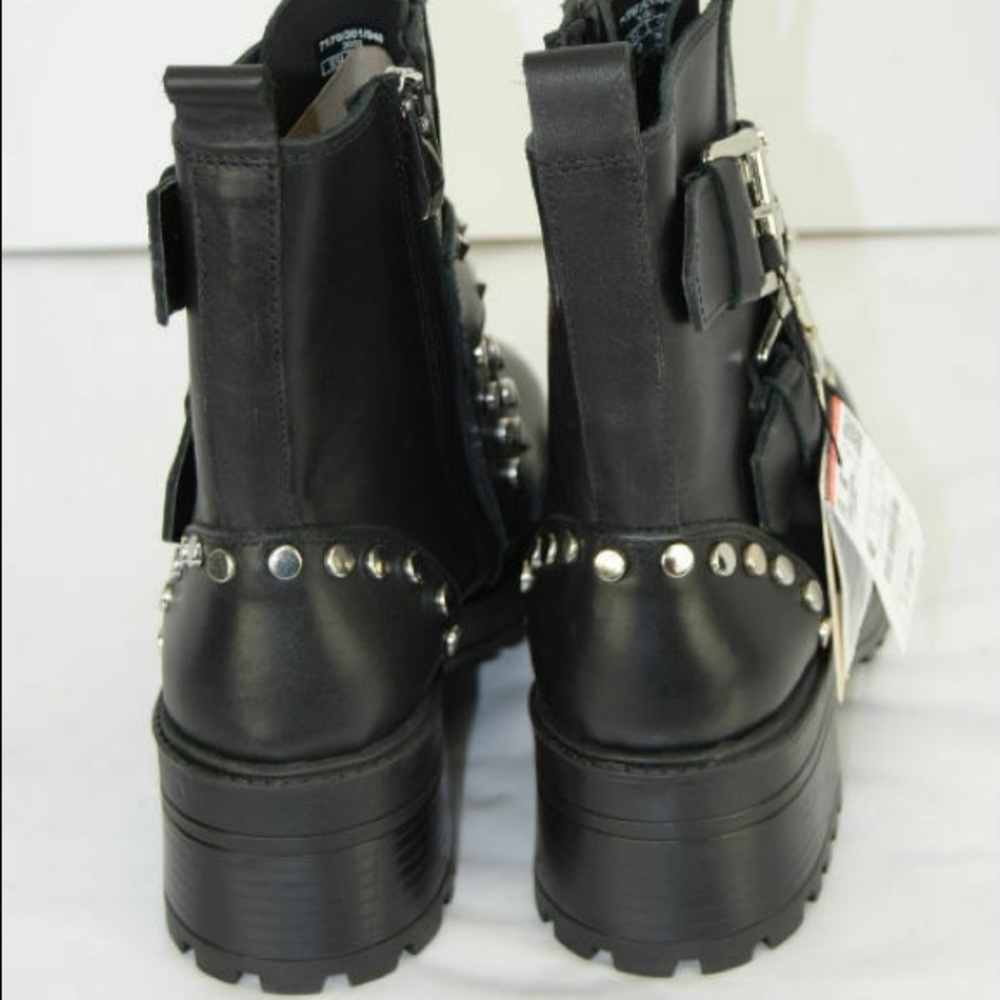 💫 SOLD- ZARA Spiked Studded Leather Combat boots - Picture 3 of 4